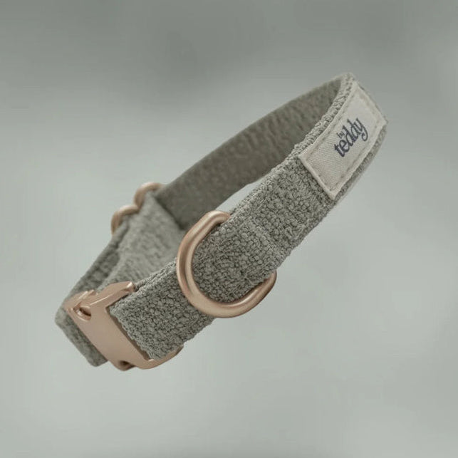 Matcha bouclé halsband